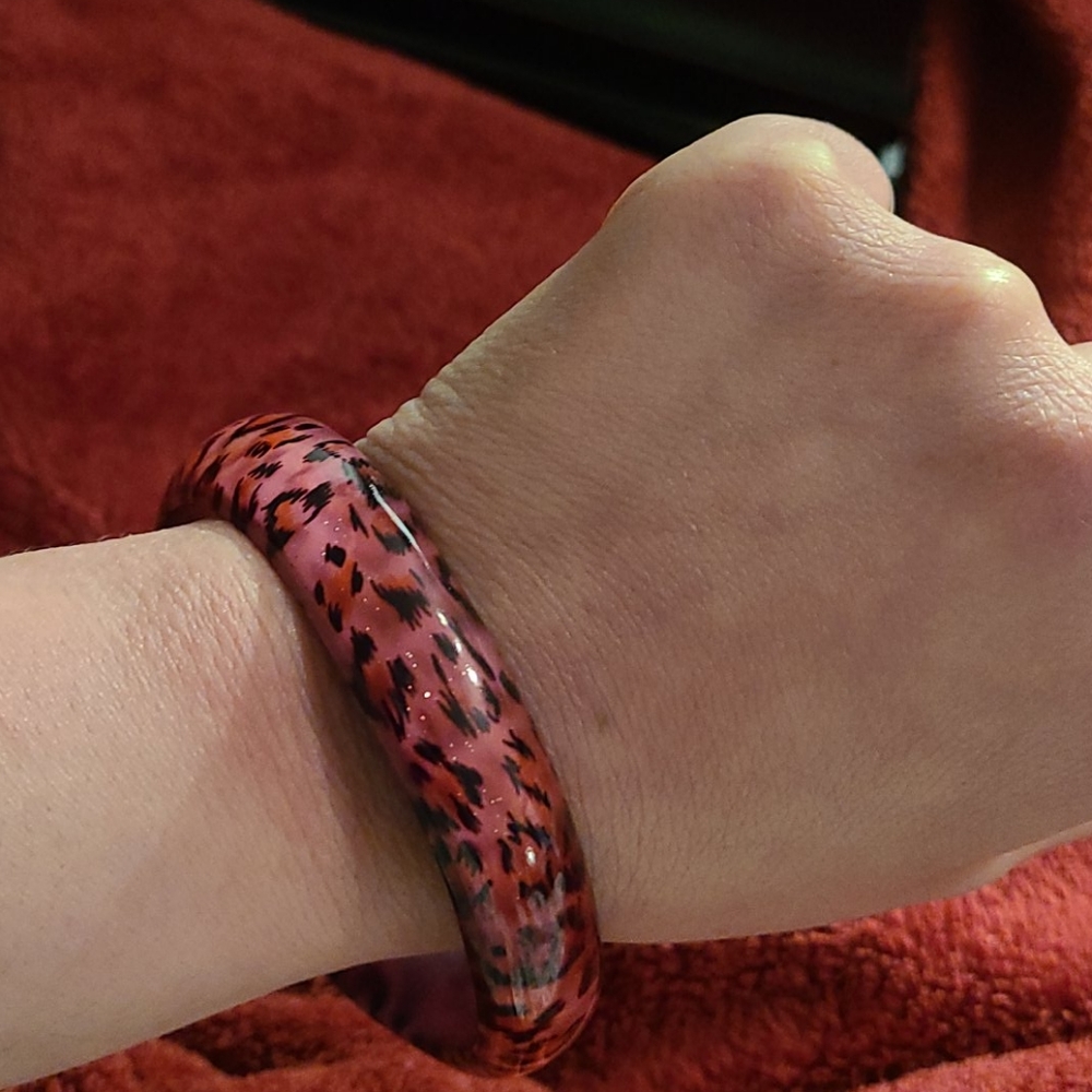 Dark pink cheetah costume jewelry bracelet